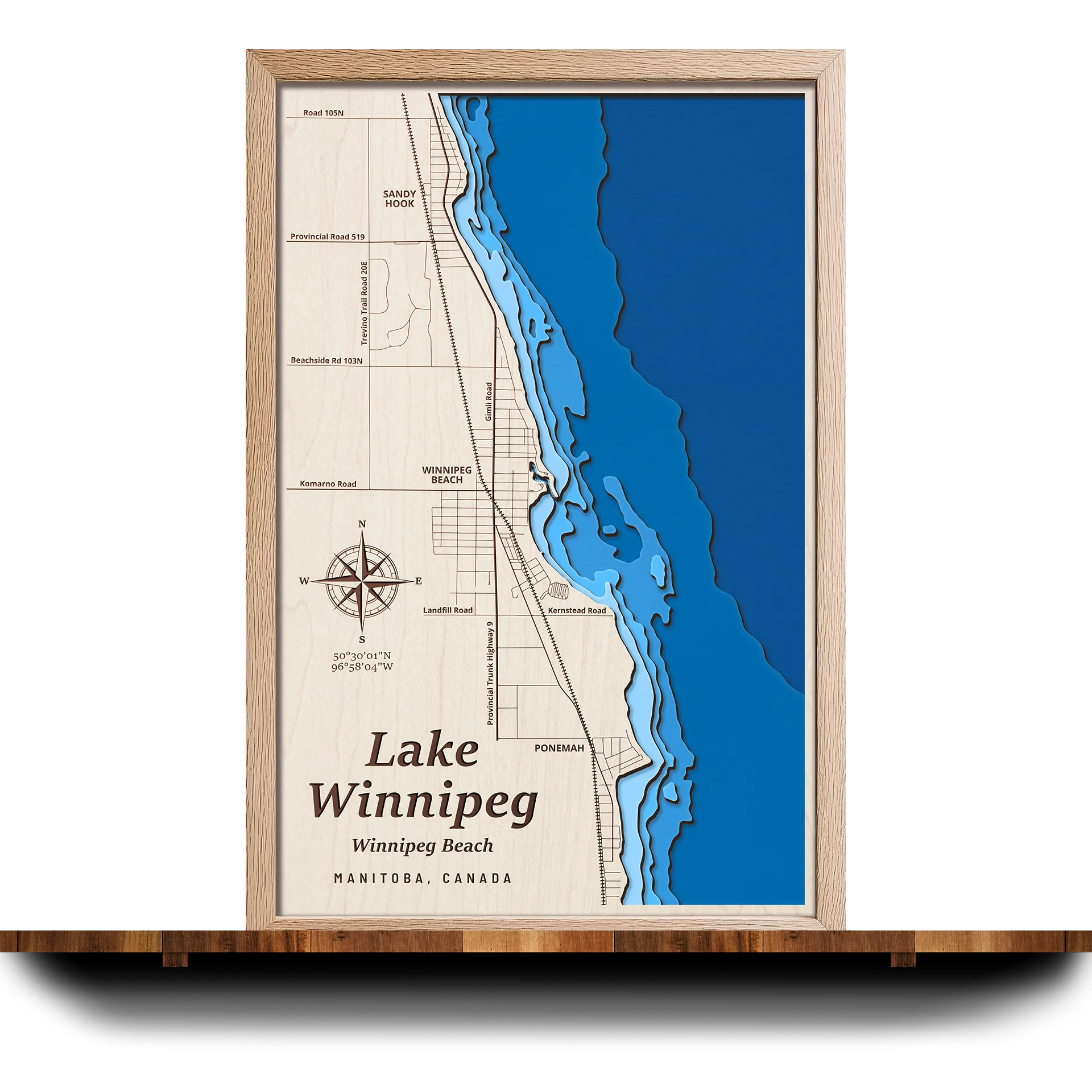 Handcrafted 3D wooden map of Lake Winnipeg (Winnipeg Beach) Manitoba, 5 water levels and oak frame